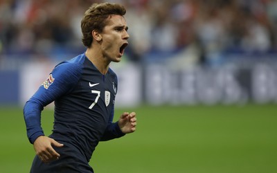 悦盈体育动态-凯恩更衣室沉默不语